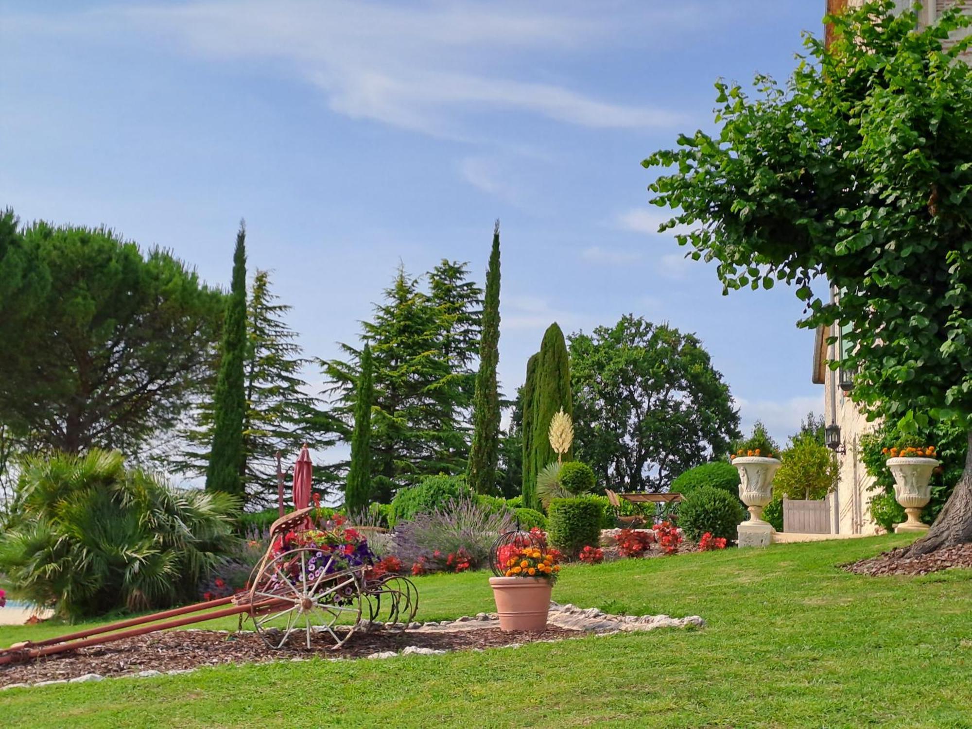 La Maison De Maitre Sainte-Livrade-sur-Lot Exteriör bild